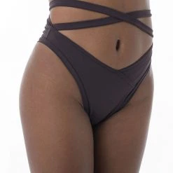 Poledancerka Cross Wrap Shorts - Nude 03