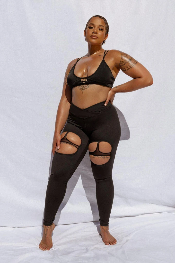 Wholesale ๐ Creatures Of XIX BaddieBabe Top - Black โ๏ธ 10 Creatures Of XIX BaddieBabe Top - Black