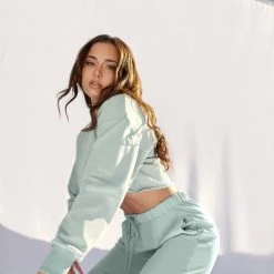 Wholesale ❤️ Creatures Of XIX Oversized Cropped Jumper - Sage ⌛ 7 Creatures Of XIX Oversized Cropped Jumper - Sage