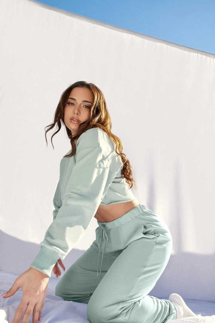 Wholesale ❤️ Creatures Of XIX Oversized Cropped Jumper - Sage ⌛ 3 Creatures Of XIX Oversized Cropped Jumper - Sage