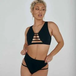 All Pole Wear Creatures Of XIX The Valley Top - Ribbed Black