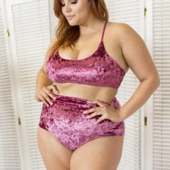 Lunalae Delphine Shorts - Rose Velvet