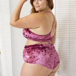 Lunalae Delphine Shorts - Rose Velvet