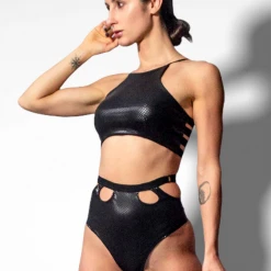 All Pole Wear Sorte Can't Cage Me Top - Black