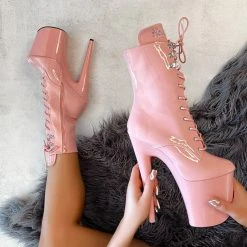 Best reviews of ๐ Shoes Hella Heels LipKit 8inch Boots - ๐ Candy Shop โ๏ธ 15 Shoes Hella Heels LipKit 8inch Boots - Candy Shop