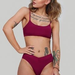 Creatures Of XIX The Hills Top - Ribbed Plum All Pole Wear