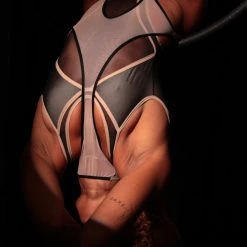 Discount ๐ New In Rolling Peek-A-Boo Harness - Beige/Black โค๏ธ 6 New In Rolling Peek-A-Boo Harness - Beige/Black